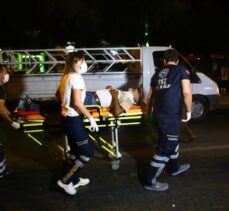 Adana'da iki motosiklet çarpıştı: 1 ağır 3 yaralı