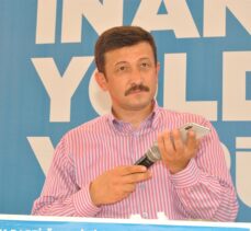 AK Parti'li Dağ, partisinin Ödemiş İlçe Kongresinde konuştu: