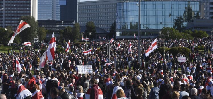 Belarus'ta Cumhurbaşkanlığı seçimlerine karşı protestolar devam etti