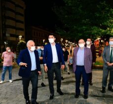 Çevre ve Şehircilik Bakanı Kurum, Trabzon'da Sokak Sağlıklaştırma Projesi'ni inceledi