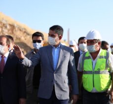 Çevre ve Şehircilik Bakanı Kurum, Şırnak'ta temaslarda bulundu