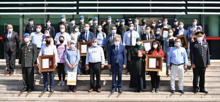 Denizli'de “Devlet Övünç Madalyası ve Beratı Tevcih Töreni” düzenlendi