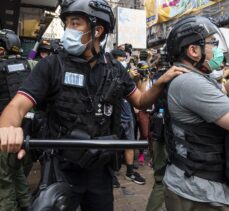 GÜNCELLEME – Hong Kong'da Yasama Konseyi seçimlerinin ertelenmesi protesto edildi