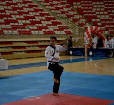 İşitme Engelliler Tekvando Poomsae Türkiye Şampiyonası, Eskişehir'de başladı