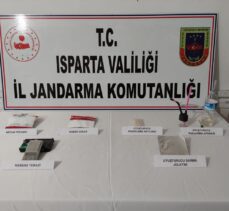 Isparta'da uyuşturucu operasyonunda gözaltına alınan 5 şüpheliden 1'i  tutuklandı
