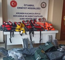 İstanbul'da “göçmen kaçakçılığı” operasyonunda yakalanan 12 kişi tutuklandı
