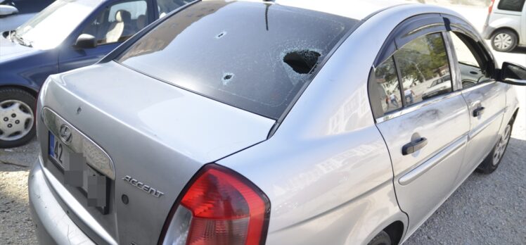 Konya'da otomobilde silahlı saldırıya uğrayan iki kişi ağır yaralandı