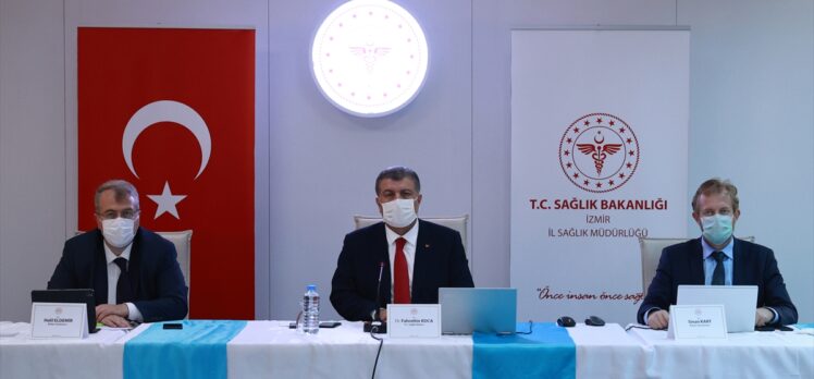 Sağlık Bakanı Fahrettin Koca, İzmir'de açıklamalarda bulundu: (1)