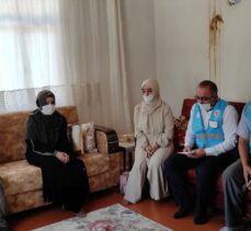 TDV'den Antalya'da evi yanan 2 aileye yardım eli