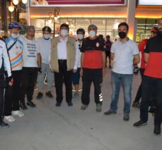Yetimlere farkındalık için bisikletle Malatya'dan yola çıkan İHH gönüllüsü Afyonkarahisar'a geldi
