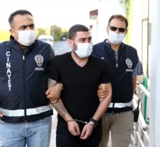 Adana'da 2 kişinin yaralandığı börekçiye yönelik silahlı saldırının zanlısı tutuklandı