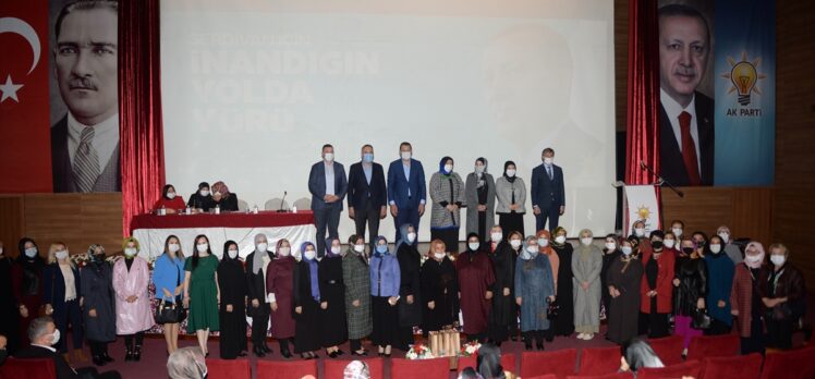 AK Parti'li Yavuz'dan İzmir'deki depreme ilişkin değerlendirme: “Devlet anında orada şimdi”