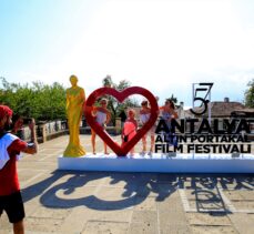 Altın Portakal Film Festivali platformlarına turistler ilgi gösteriyor
