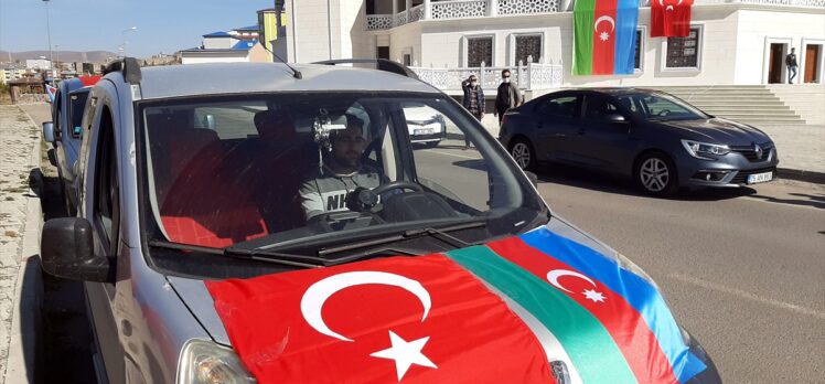 Ardahan'da Azerbaycan'a destek için “Gardaşlık zamanı” sloganıyla konvoy oluşturuldu