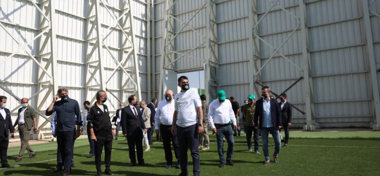 Bakan Murat Kurum, Konyaspor tesislerini ziyaret etti: