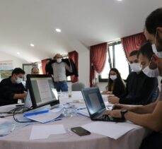 Bakan Selçuk Sakarya'daki yapay zeka çalıştayına görüntülü bağlandı
