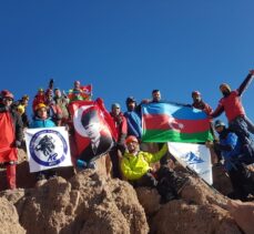 Cumhuriyet Bayramı'nı Erciyes Dağı'nın zirvesinde kutladılar
