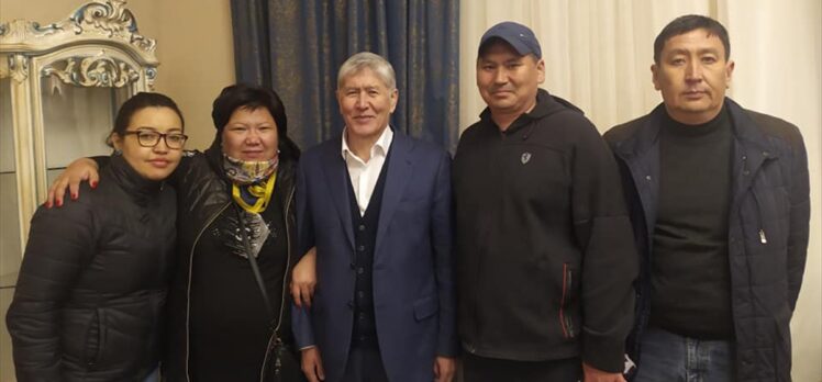 Eski Kırgızistan Cumhurbaşkanı Almazbek Atambayev cezaevinden çıkarıldı
