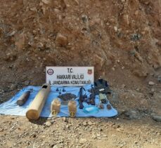 Hakkari'de PKK'lı teröristlere ait patlayıcı ve mühimmat ele geçirildi