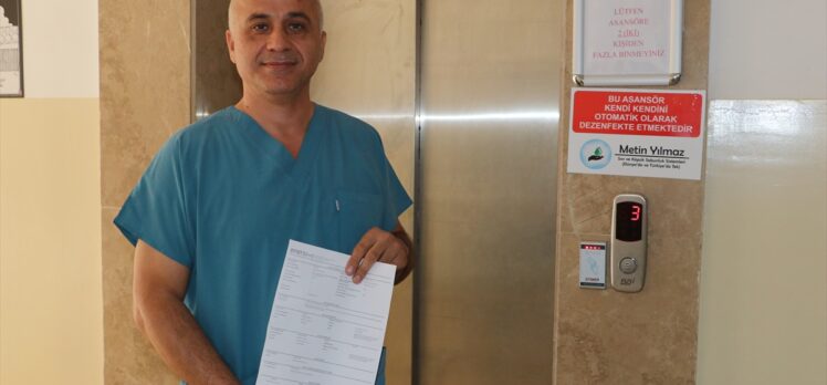 Hatay'da sağlık çalışanı asansörü 5 saniyede dezenfekte eden sistem geliştirdi