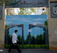 İran'ın başkenti Tahran'da vaka artışları kısıtlamaları geri getirdi