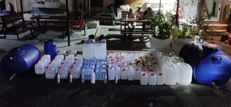 İzmir'de sahte içki imalathanesine dönüştürülen eve operasyon: 3 gözaltı