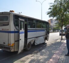 Karaman'da midibüs ile motosiklet çarpıştı: 2 yaralı