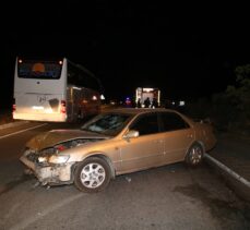Manisa'da trafik kazası: 7 kişi yaralandı, 15 koyun telef oldu