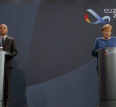 Merkel: “DEAŞ, tehdit olmaya devam ediyor”