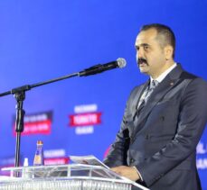 MHP Genel Başkan Yardımcısı Yalçın partisinin Antalya İl Kongresi'nde konuştu: