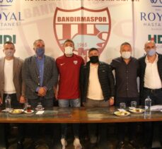 Royal Hastanesi Bandırmaspor'un son transferi Orhan Ovacıklı: “Aynı coşkuyla buradayım”