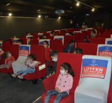 Siirt'te Gezen Sinema Tırı 5 günde 2 bin kişiyi sinema ile buluşturdu