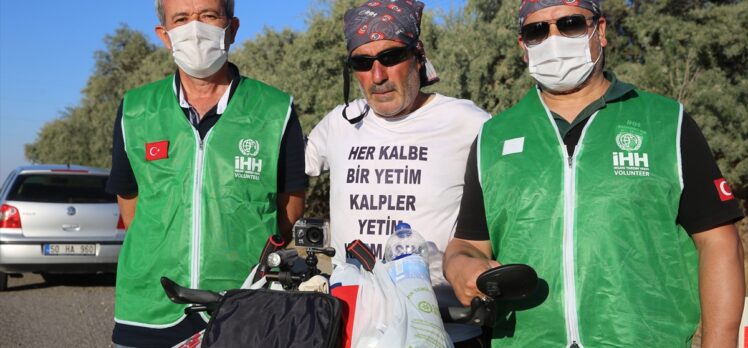 Yetimler için farkındalık oluşturmak amacıyla yola çıkan İHH gönüllüsü Nevşehir'e geldi
