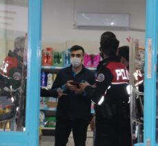 Adana'da silahlı ve bıçaklı market soygunu girişimi
