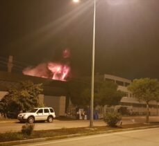 Balıkesir'de bir kauçuk fabrikasında yangın çıktı