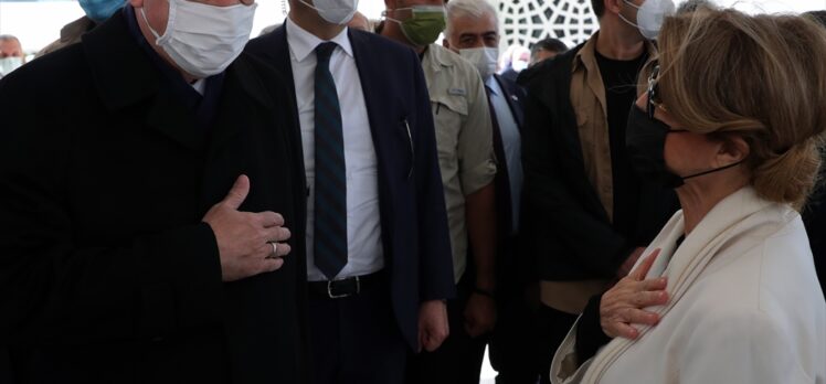 Eski başbakanlardan Mesut Yılmaz, son yolculuğuna uğurlanıyor
