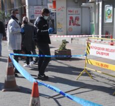Eskişehir'de ensesine binadan tahta parçası düşen kişi yaralandı