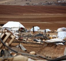 İsrail'in yıktığı Hammisa Bedevi köyü sakinleri başlarını sokacak yer arıyor