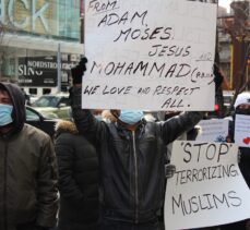 Kanadalı Müslümanlar Fransa ve Macron’un İslam karşıtlığını protesto etti