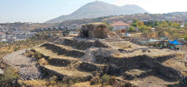 Kayseri'de 8 asırlık tarihi Selçuklu köşkü restore ediliyor