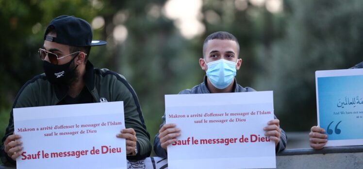Kudüs'te Fransa ve Macron'un İslam karşıtlığı protesto edildi