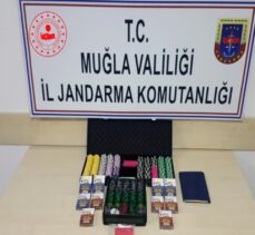 Muğla'da villada kumar oynayan 19 kişiye, 82 bin 920 lira ceza kesildi