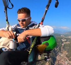 Ölüdeniz'in üzerinde 1500 metrede Türk kahvesi yapıp içerek uçtu