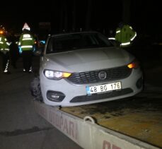 Adana'da polisten kaçmaya çalışan alkollü sürücü kaza yapınca yakalandı