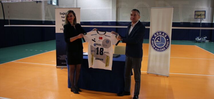 Arkas Spor ile Medicana Sağlık Grubu arasında sponsorluk anlaşması imzalandı