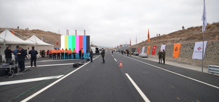 Bakan Karaismailoğlu, Sarıkamış-Karakurt-Horasan yolu açılış töreninde konuştu: