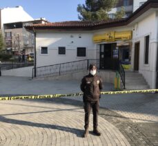 Bursa'da iki silahlı şüpheli PTT şubesinden yaklaşık 8 bin liralık soygun yaptı