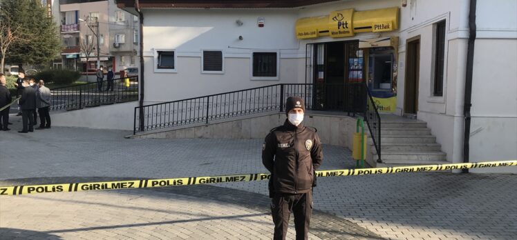 Bursa'da iki silahlı şüpheli PTT şubesinden yaklaşık 8 bin liralık soygun yaptı