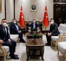 Cumhurbaşkanı Yardımcısı Oktay, Viyana'daki terör saldırısında yaralanan Türkleri kabul etti