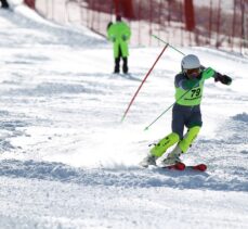 FIS Uluslararası Alp Disiplini Anadolu Kupası devam ediyor